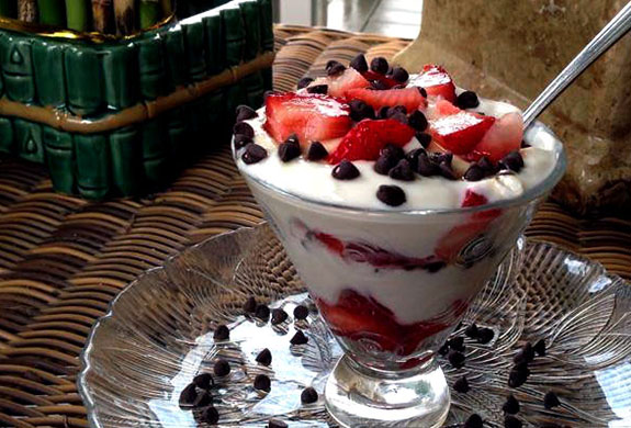 greek-yogurt-parfait-thumb